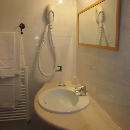 Mizar Blu Szálloda 3*